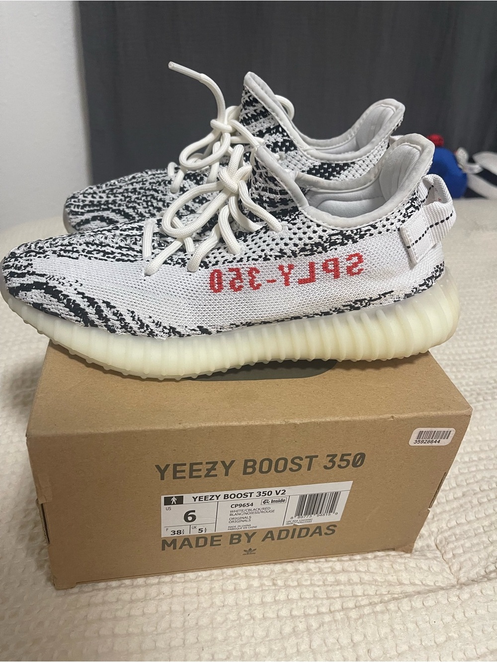 Yeezy Boost 350 V2 Zebra Kids Sneakers - White, Black & Red